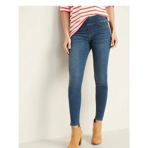 Old Navy Blue Skinny Jeans with Classic Mid Wash